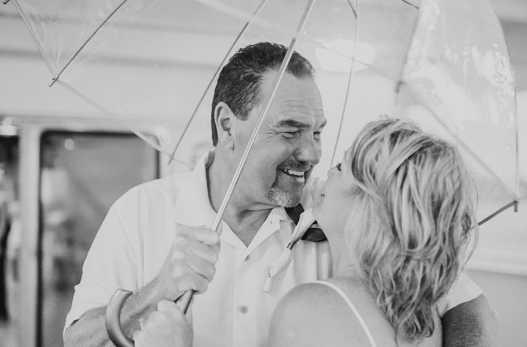 Tropical Storm Wedding Crasher – Destin Wedding Feature: Stacy & Johnny